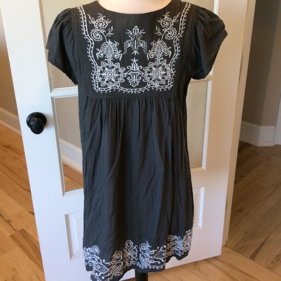 One Clothing gray embroidered dress tunic like S - Picture 3 of 3
